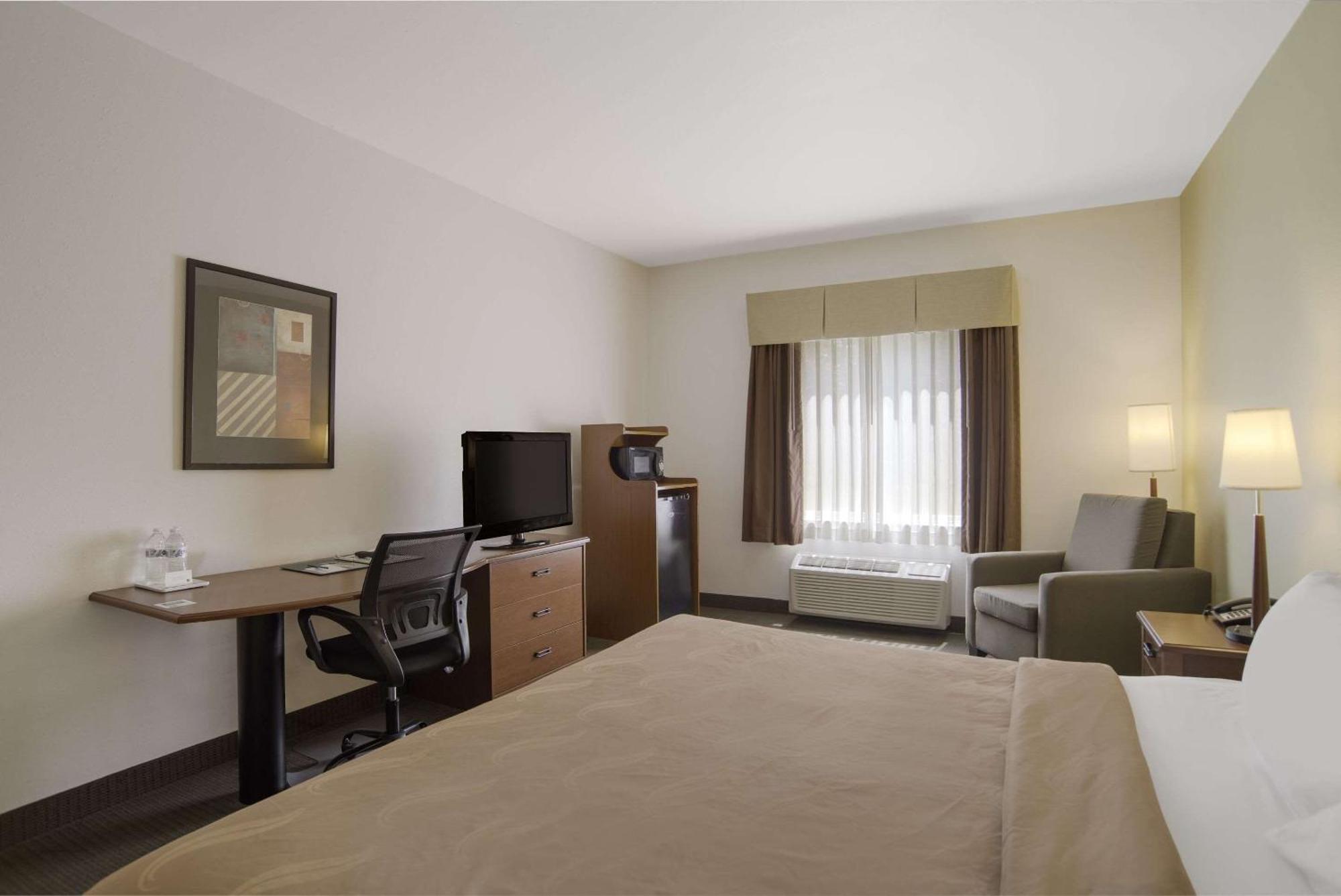 Quality & Hotel